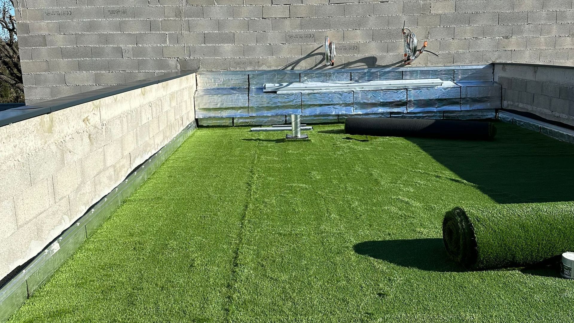 Travaux d'étanchéité sur une toiture-terrasse