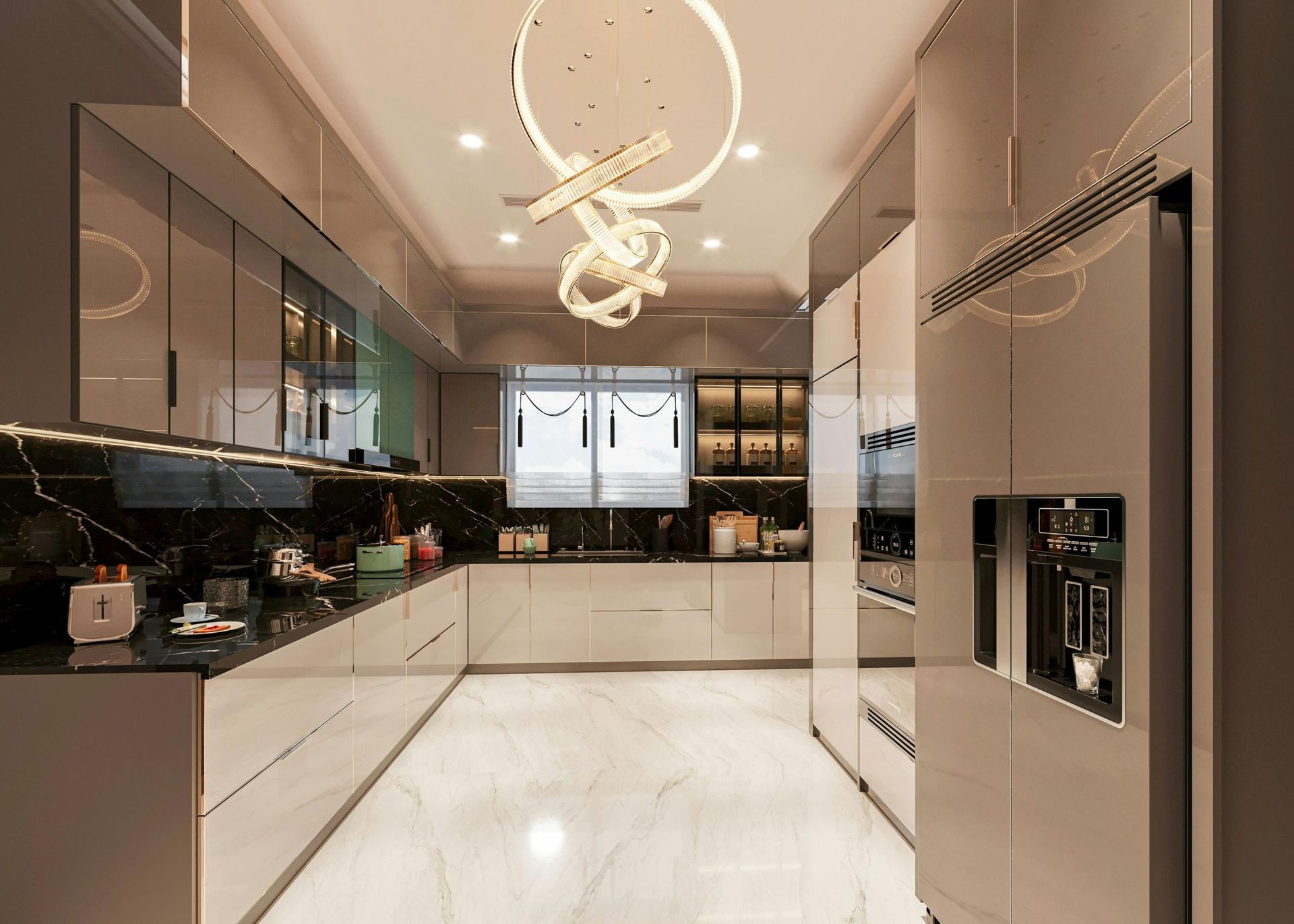 Cocina moderna y brillante con gabinetes blancos, encimeras negras e iluminación colgante alrededor de una ventana central.