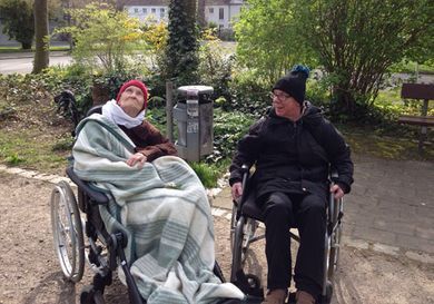 Geriatrie Menschen im Rollstuhl