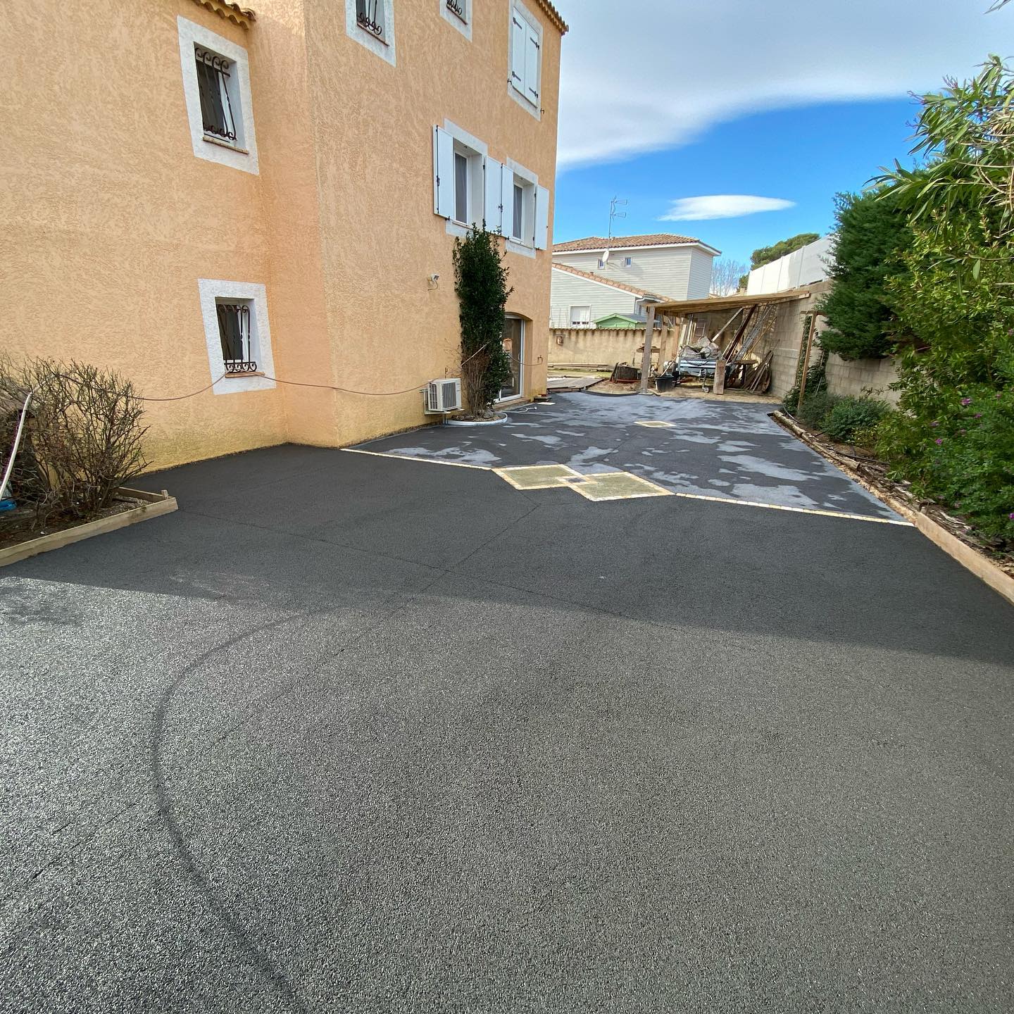 Béton drainant noir