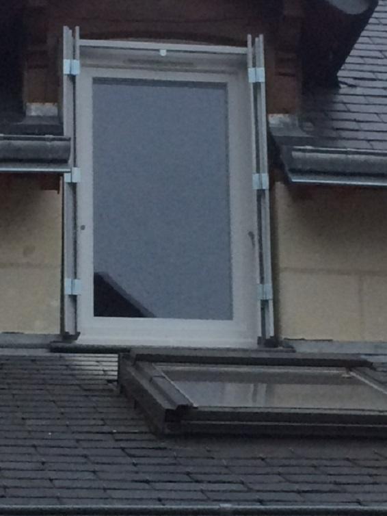 Fenêtre PVC avec persiennes