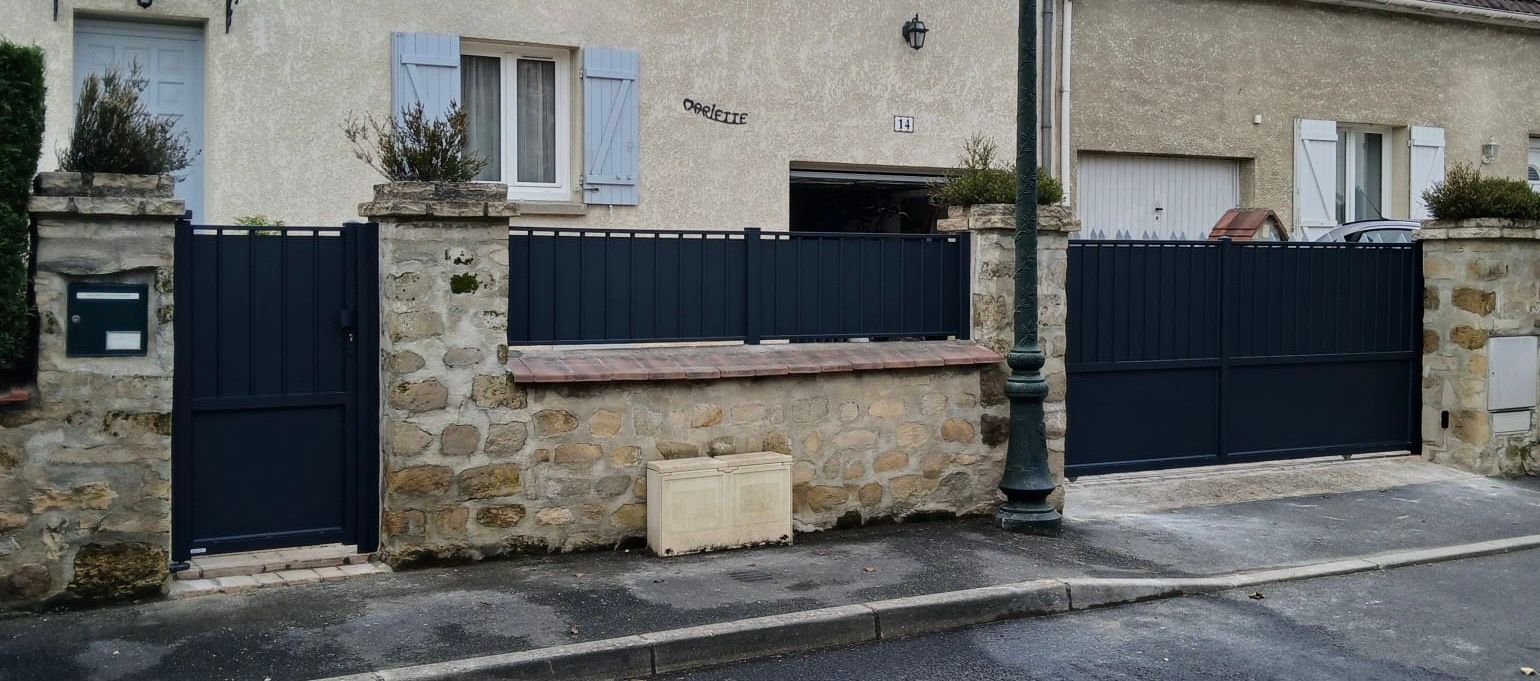 Baie vitrée coulissante.