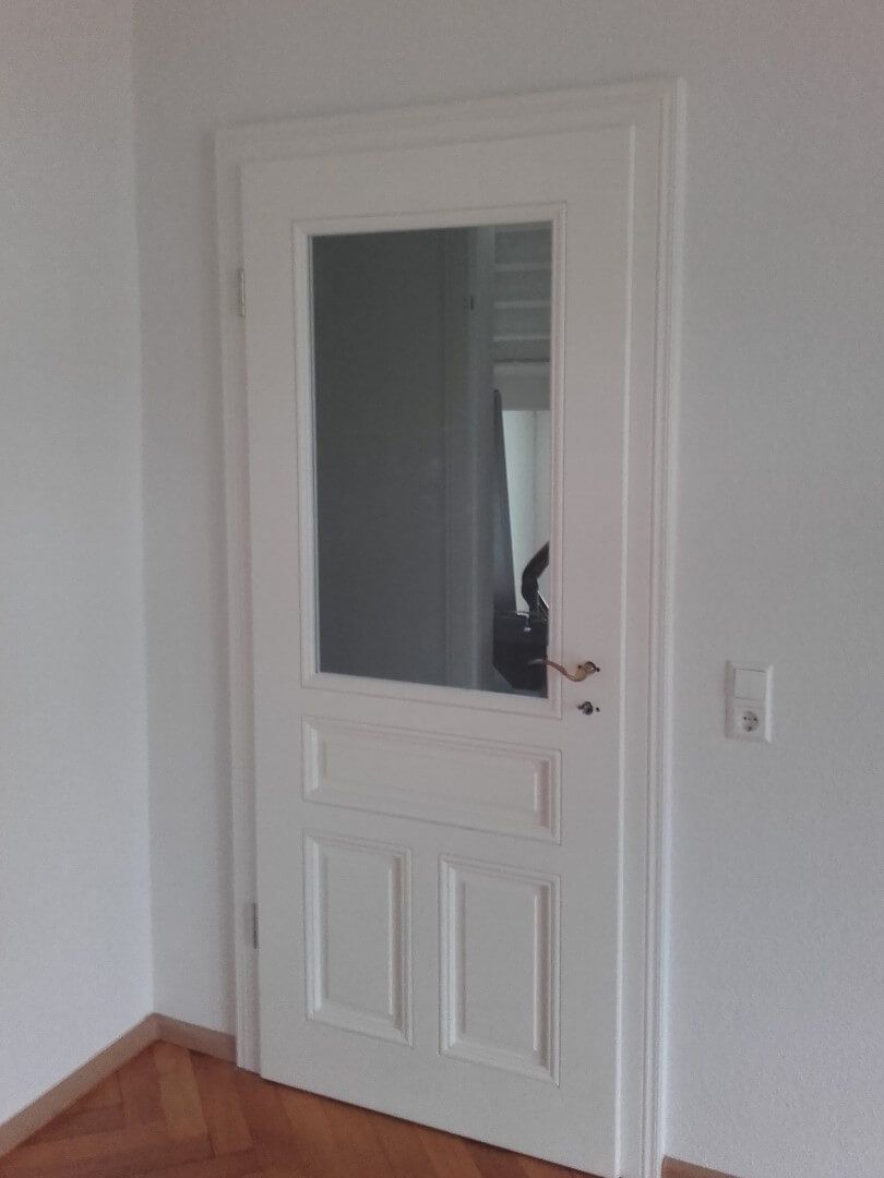 Zimmertüre Holz und Form Spiegelhalter Oberried