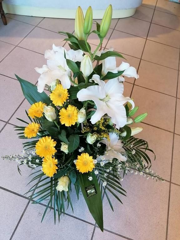 Composition florale pour deuil