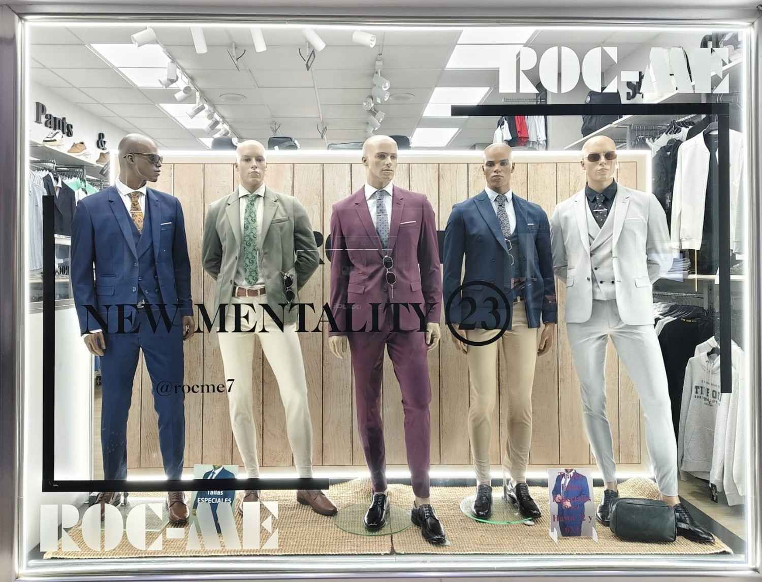 Fachada de una tienda de ropa para hombres llamada ROC-ME,