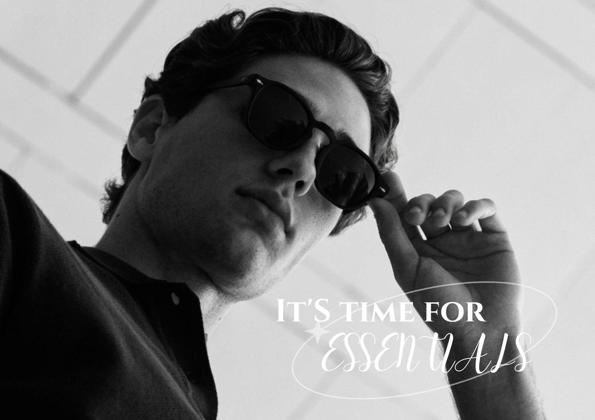 En una fotografía en blanco y negro