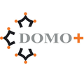 Logo de DOMO+.