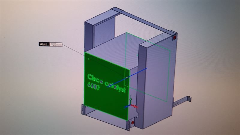 Ein Computerbildschirm zeigt eine Zeichnung eines Cisco-Schranks