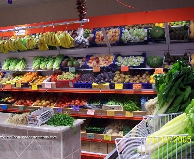 Una fotografía de una tienda de comestibles tomada en 2005