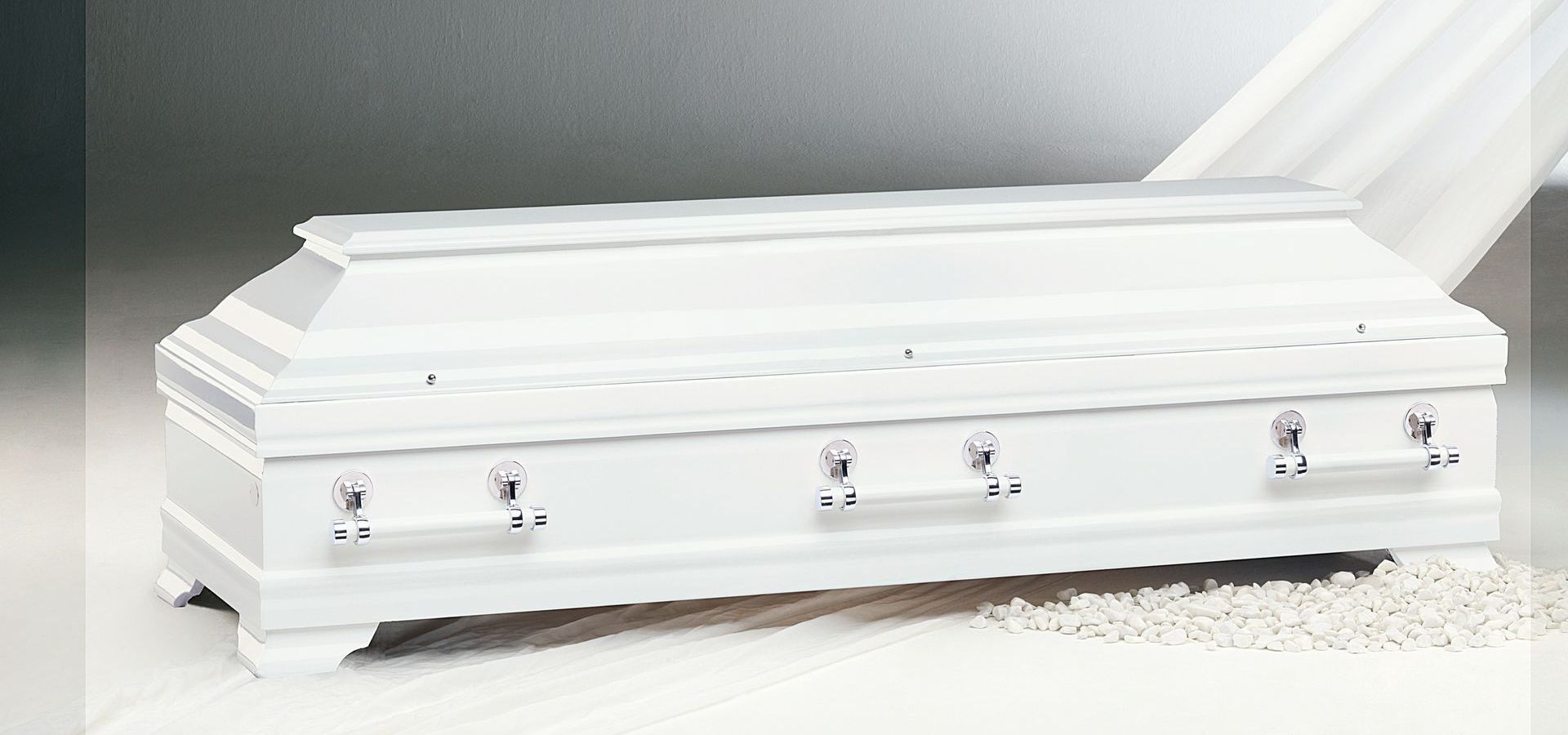 Sarg weiß Hochglanz poliert