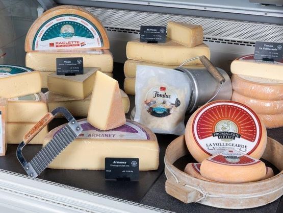 Vente de fromages du Valais - Fromagerie d'Etiez