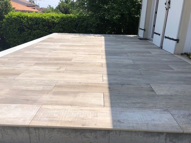 Terrasse en carrelage 2