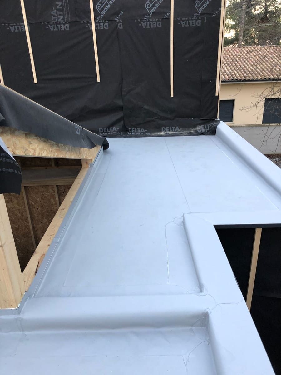 Installation d'une membrane de protection