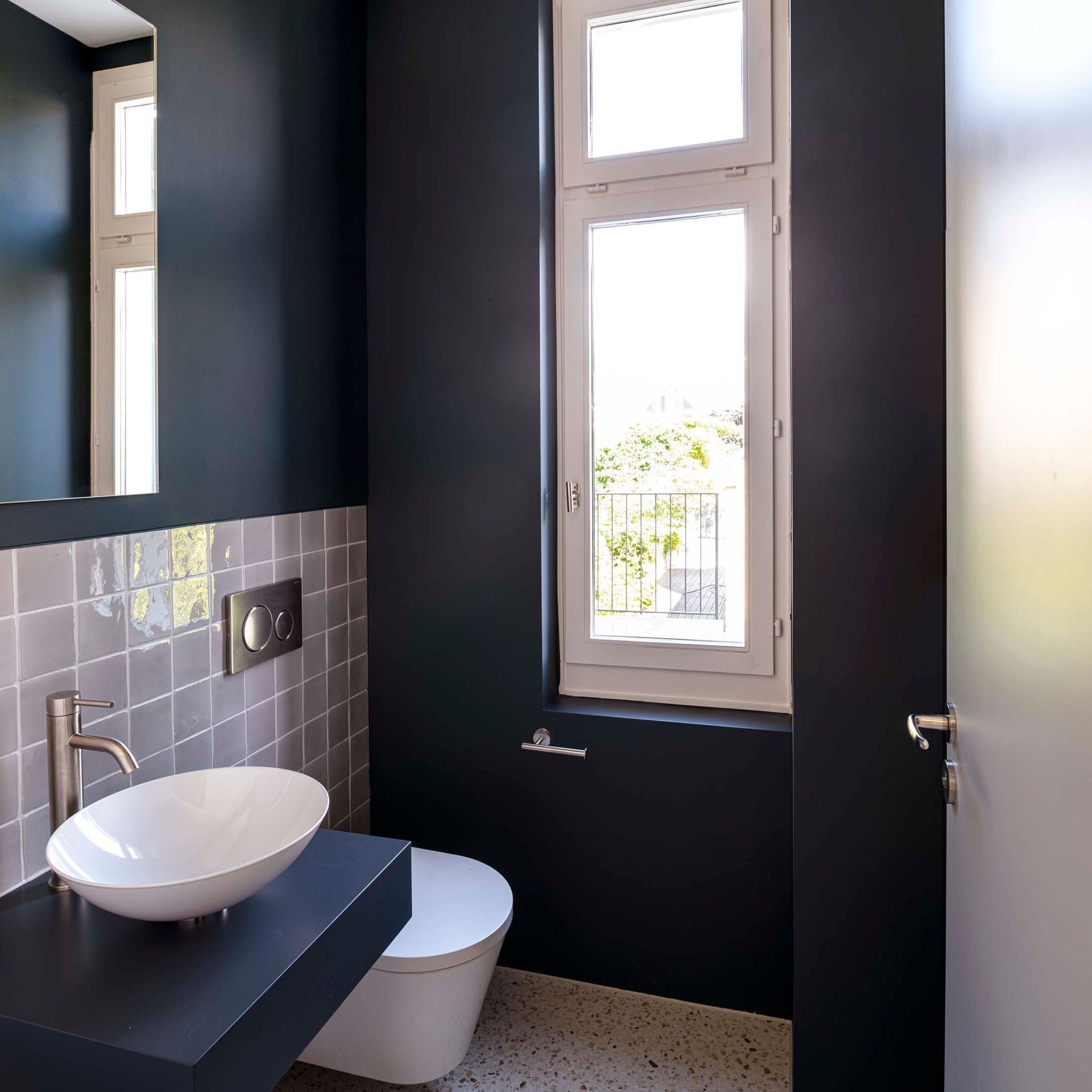 Emil Hirt AG, Malergeschäft in Zürich, Kreis 7