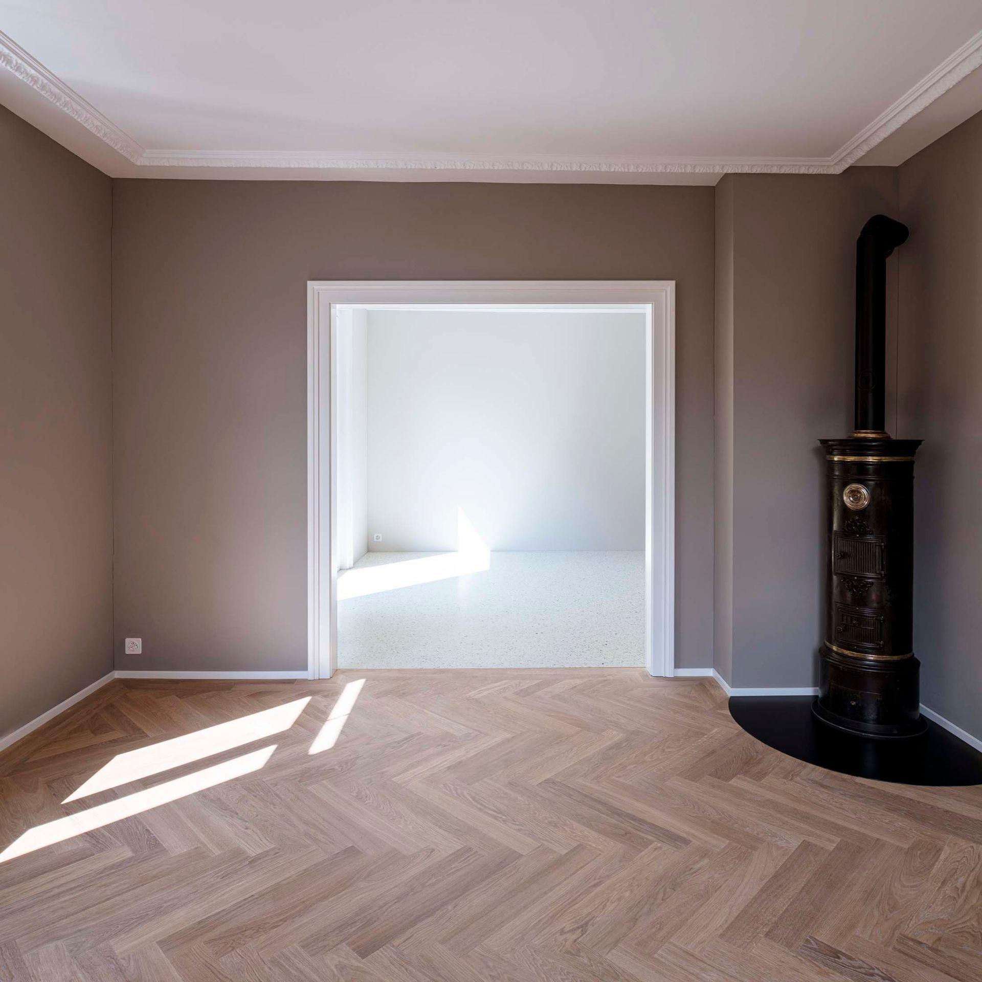 Emil Hirt AG, Malergeschäft in Zürich, Kreis 7