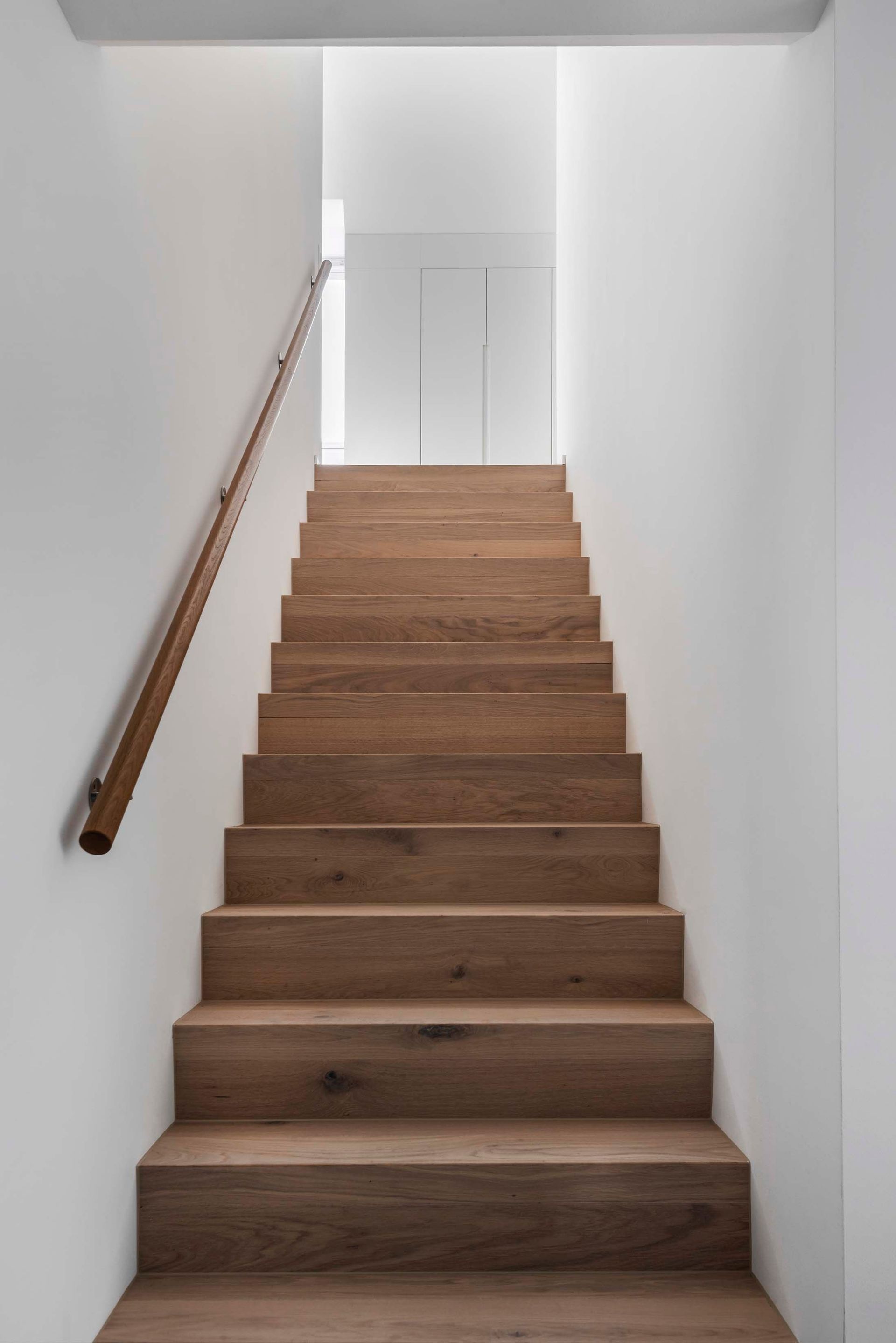 Emil Hirt AG, Malergeschäft in Zürich, Kreis 7