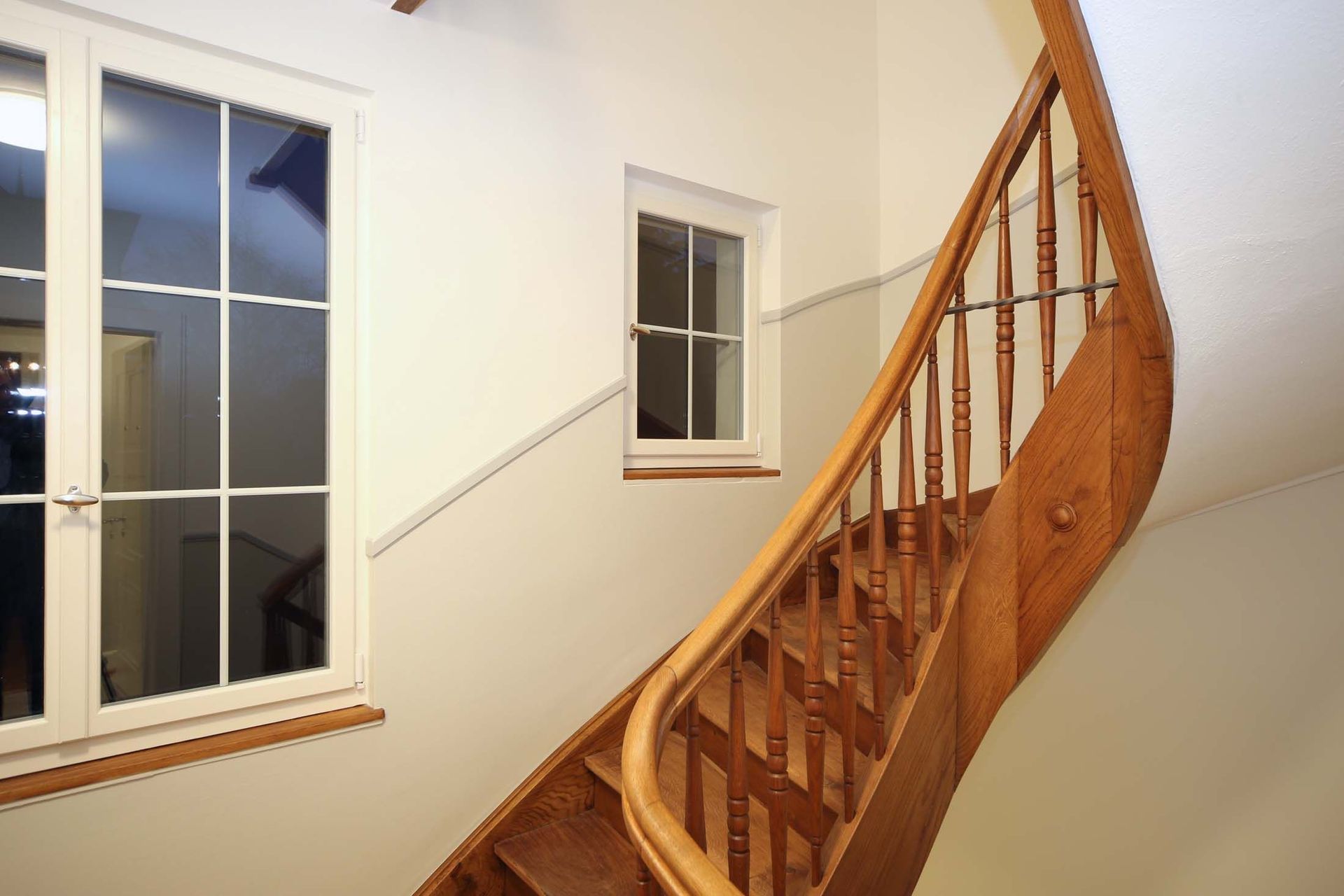 Emil Hirt AG, Malergeschäft in Zürich, Kreis 7