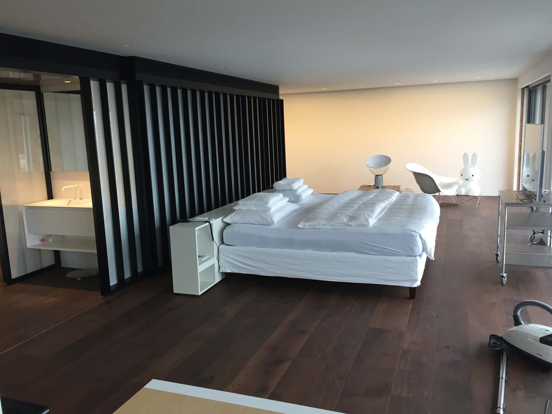 Emil Hirt AG, Malergeschäft in Zürich, Kreis 7