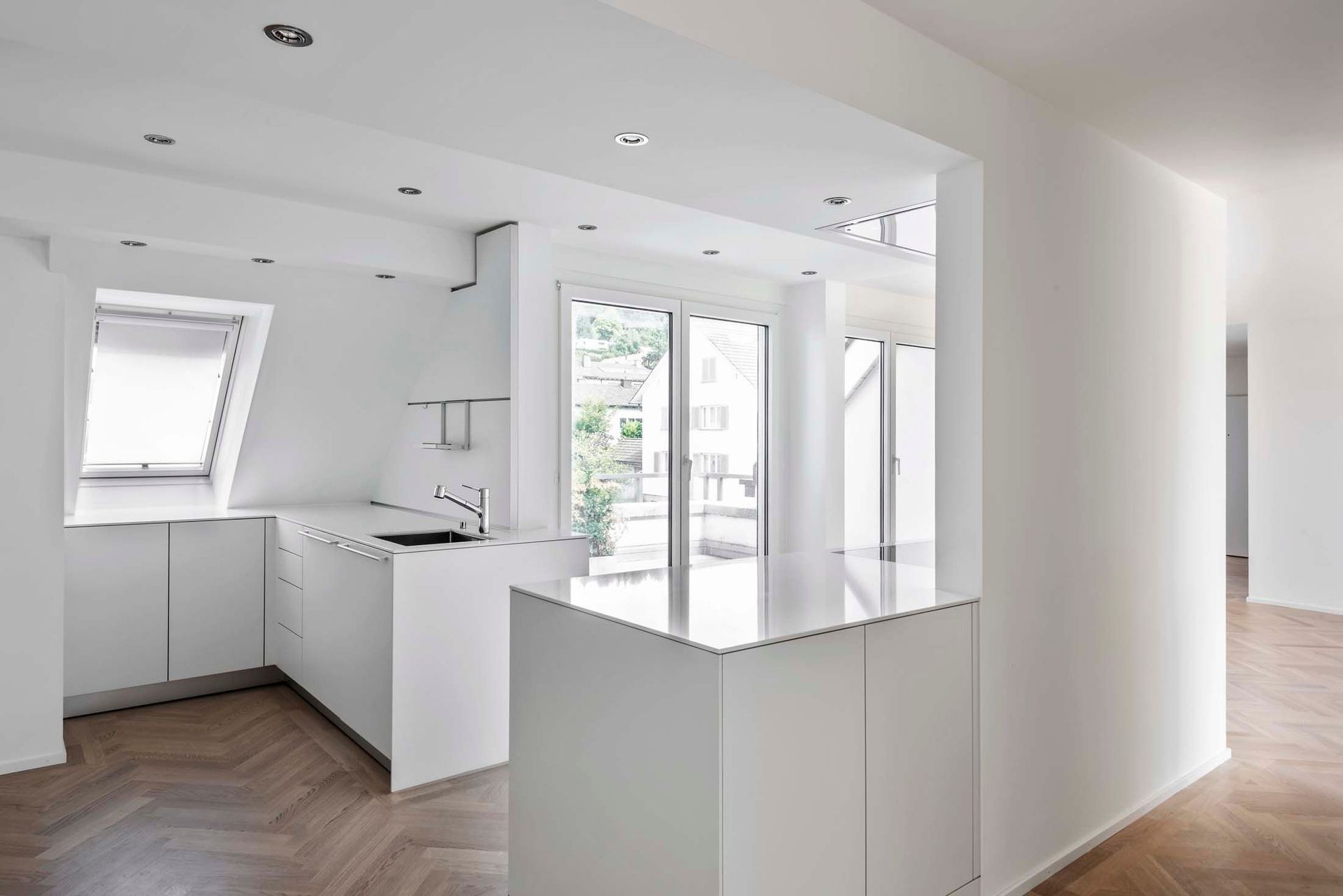 Emil Hirt AG, Malergeschäft in Zürich, Kreis 7