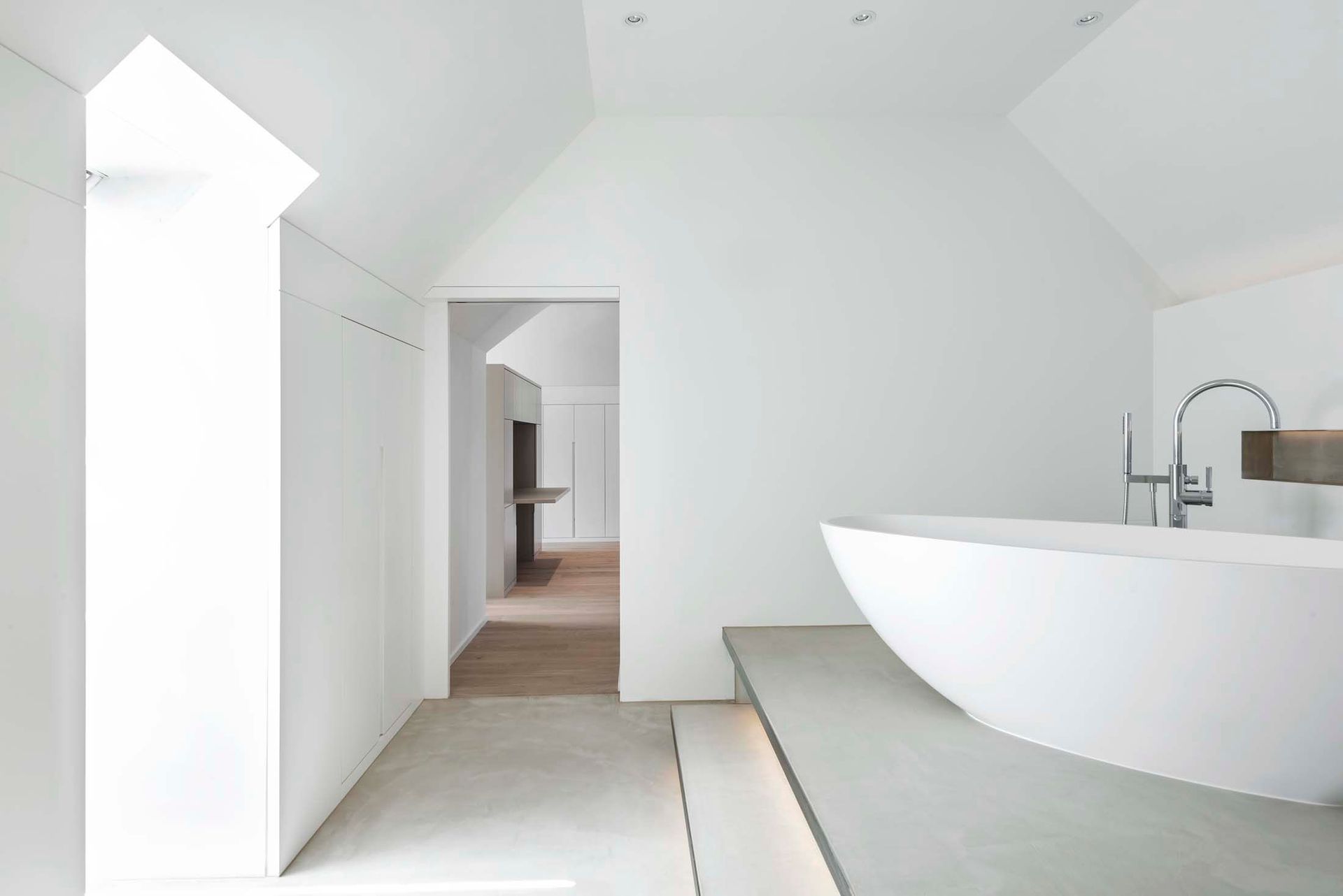 Emil Hirt AG, Malergeschäft in Zürich, Kreis 7