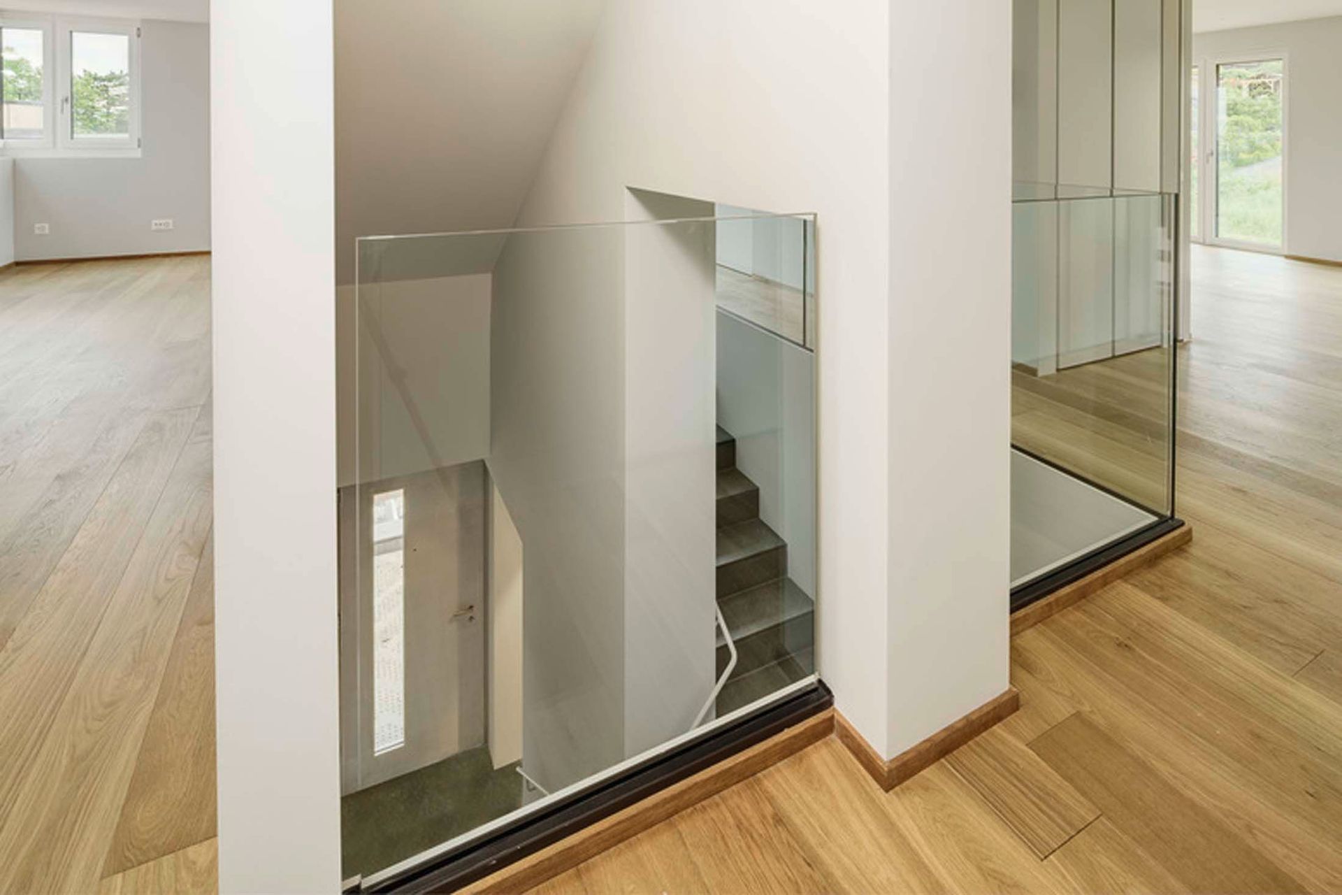 Emil Hirt AG, Malergeschäft in Zürich, Kreis 7