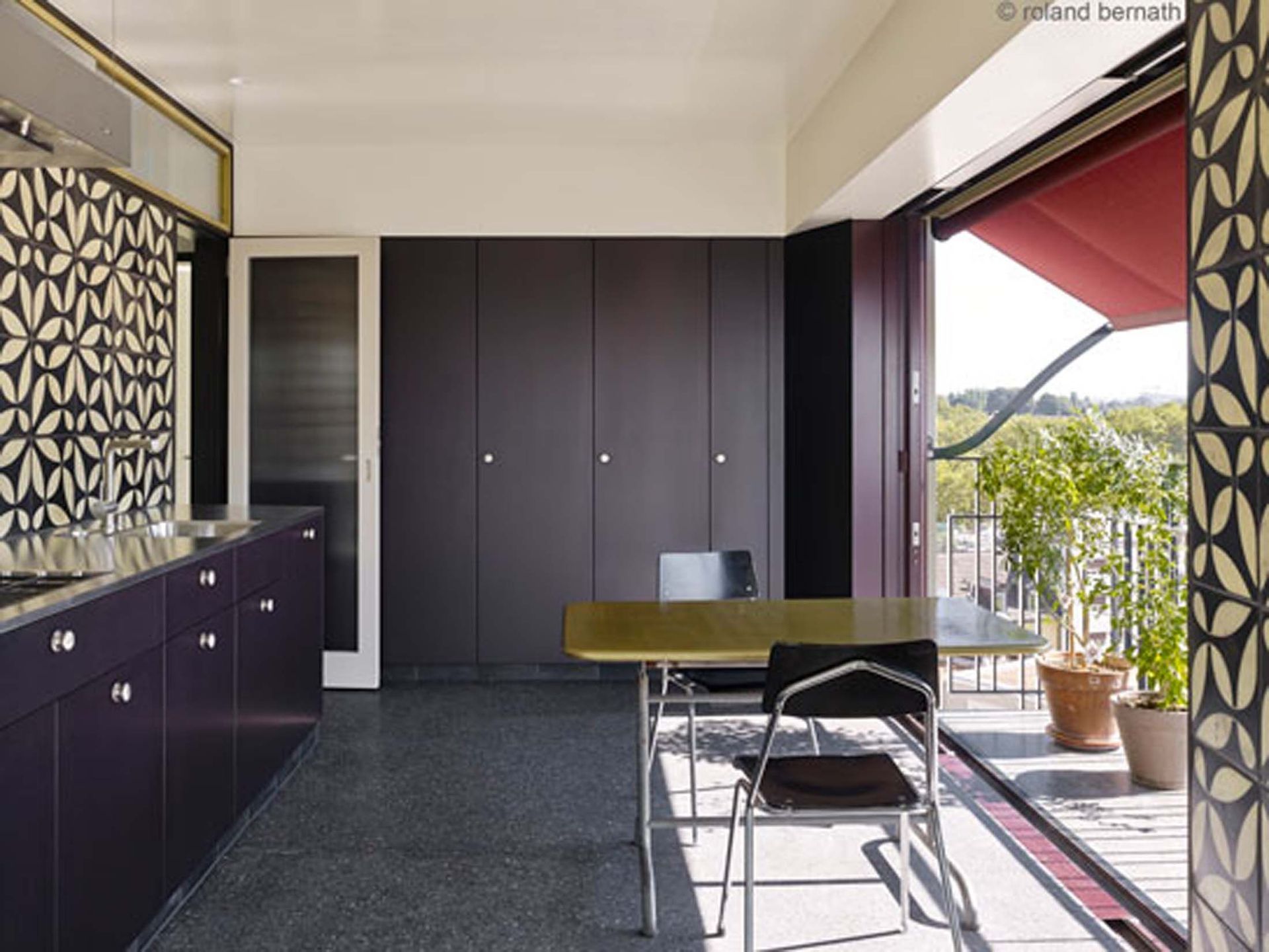 Emil Hirt AG, Malergeschäft in Zürich, Kreis 7