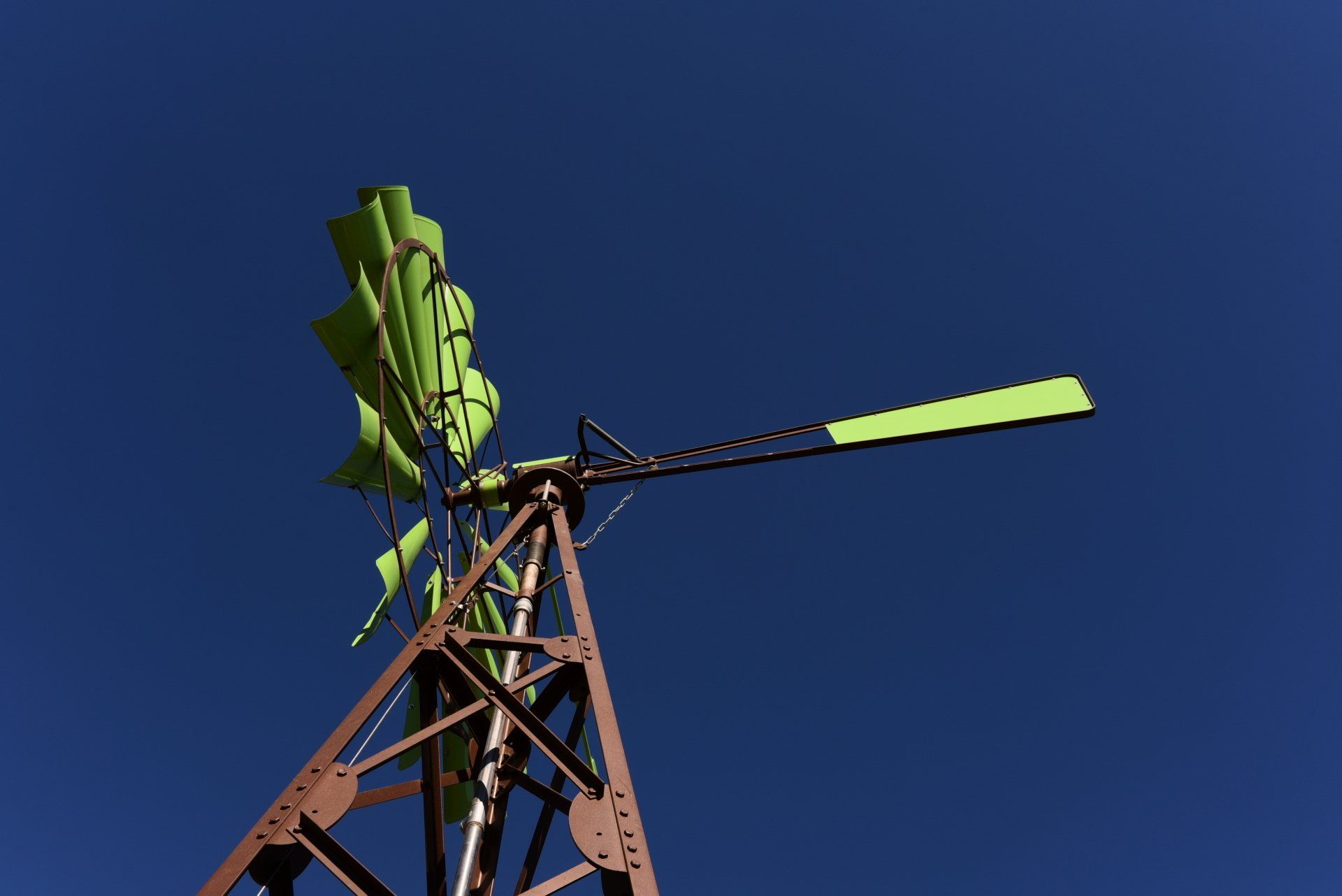 Éolienne de pompage, à eau.. réalisations de l'entreprise à Laval
