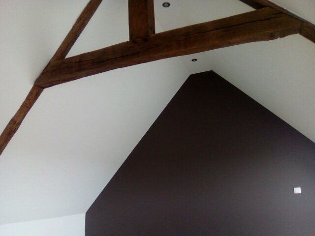 Travaux de peinture dans un manoir à Ploubezre