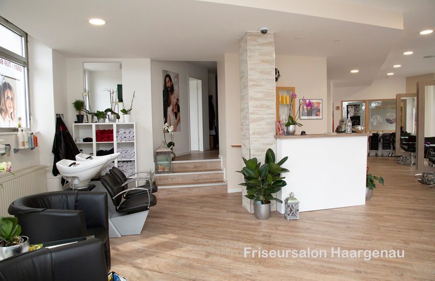 Friseursalon Haargenau - Foto Studio Maria Schäfer