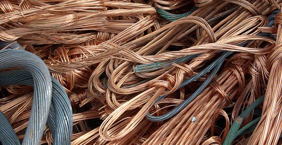 Récupération de fers et métaux à Méjannes les Alès