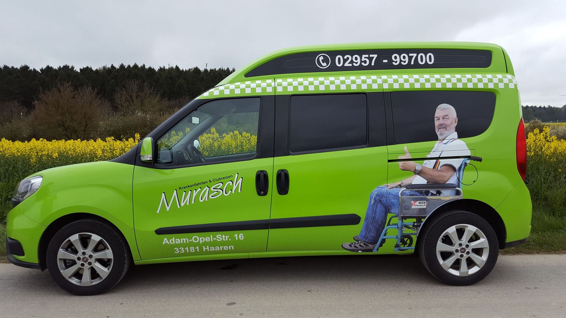 VW Caddy Maxi Rollstuhlfahrzeug