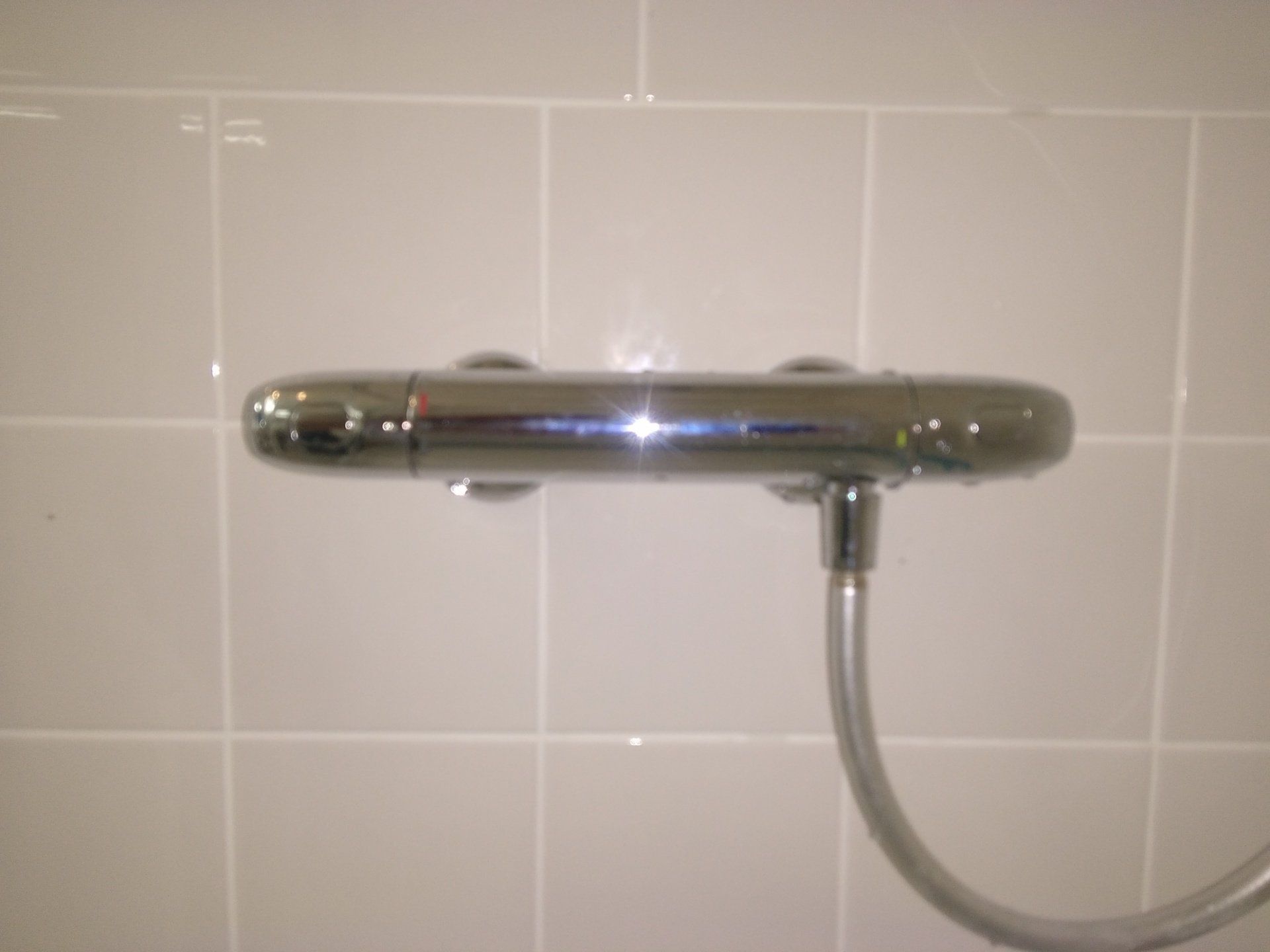 Pose d'un robinet de douche