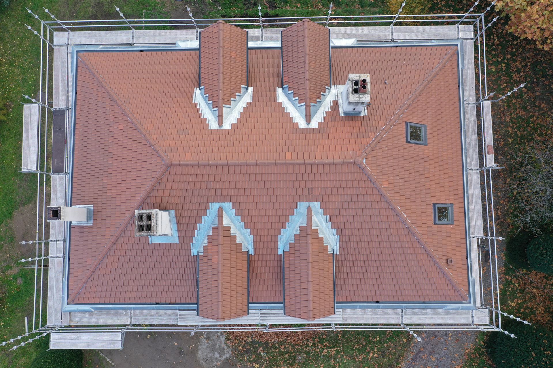 Rénovation de toiture en tuiles à Balbigny