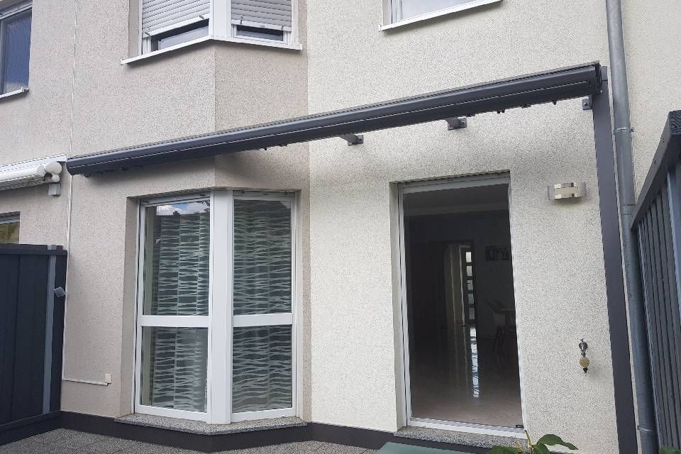 Sonderhalter Markisenmontage