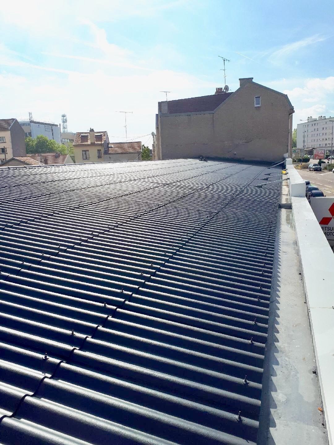 Bardage sur une toiture