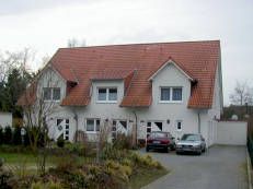 Mehrfamilienhaus