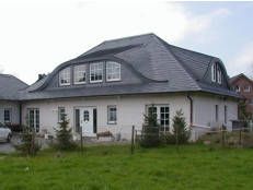 großes Einfamilienhaus