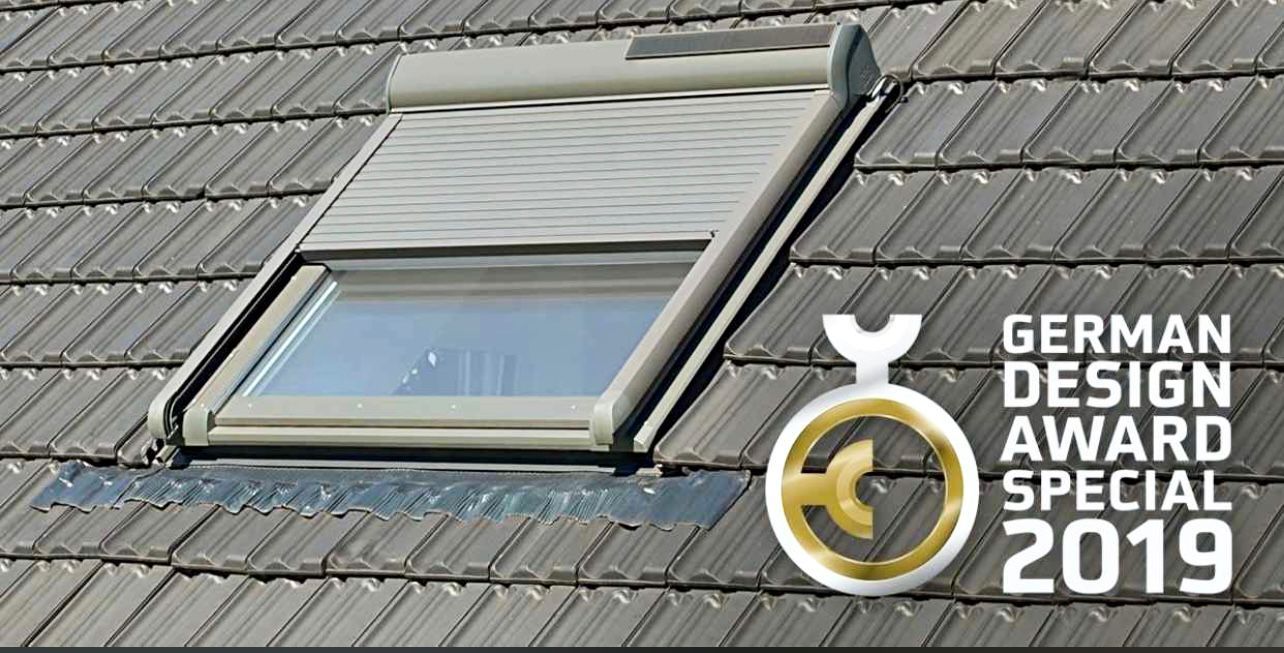 Oberlicht mit Beschattung auf Ziegeldach, ausgezeichnet mit dem German Design Award 2019.