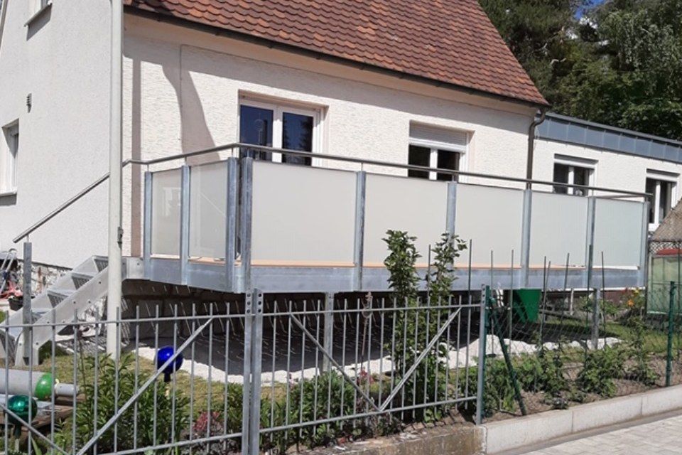 Schummer Metallbau Balkon mit Geländer