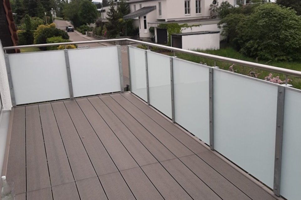 Schummer Metallbau Terrasse mit Geländer