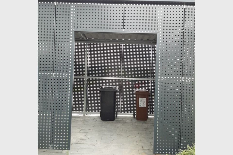 Schummer Metallbau Mülltonenhaus