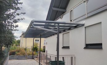 Schummer Metallbau Dach eines Hauses