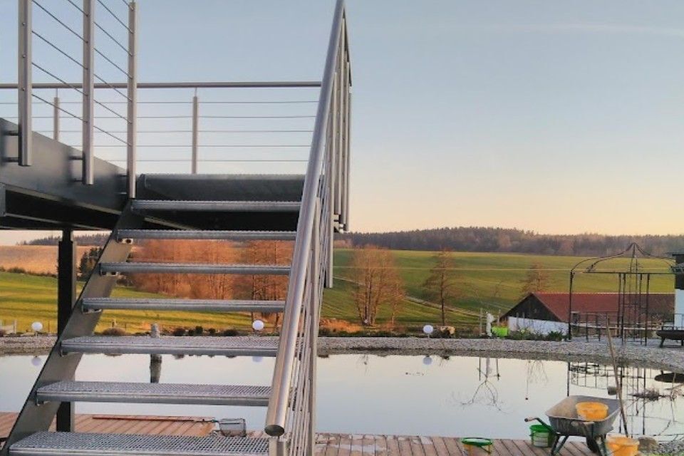 Schummer Metallbau Treppe zu einem Balkon
