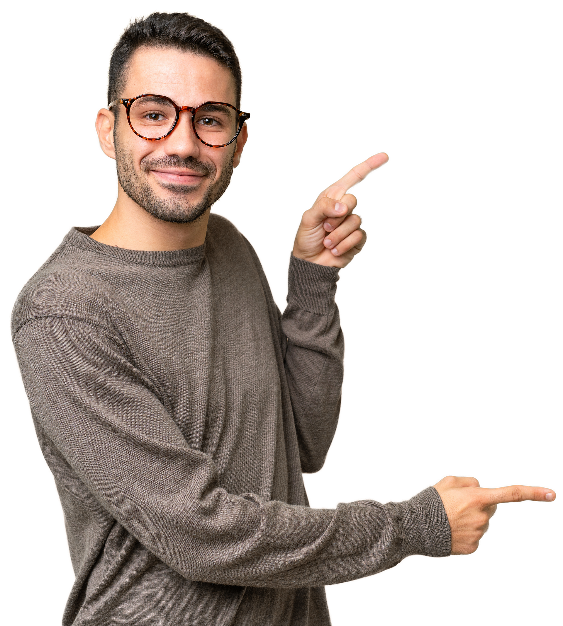 Un homme montrant vers la droite les avis clients.