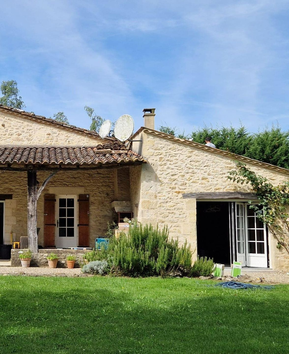 Baie accordéon en bois