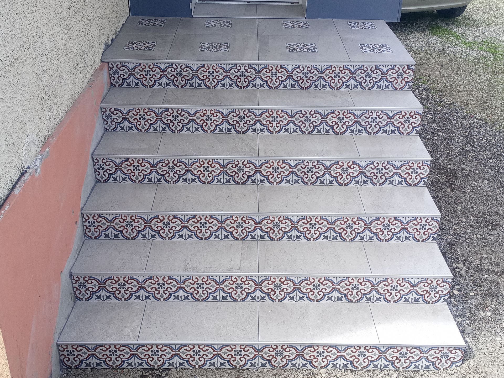 Escaliers en carrelage