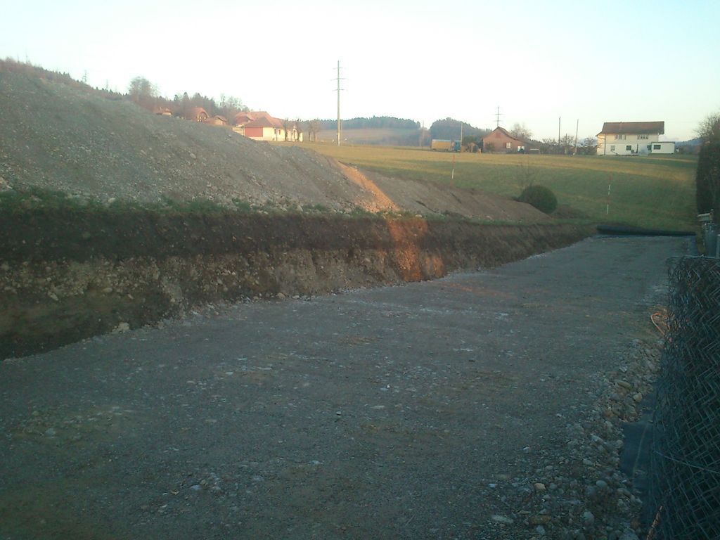 Erstellung einer provisorischen Baustellenzufahrt