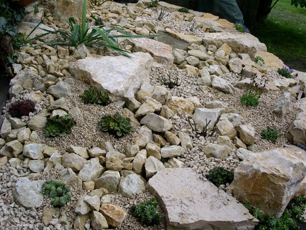 Steingarten Jurakalk