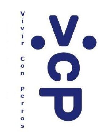 Silueta de una persona con dos perros, con el texto "VIVIR CON PERROS". Fondo de sol naranja.