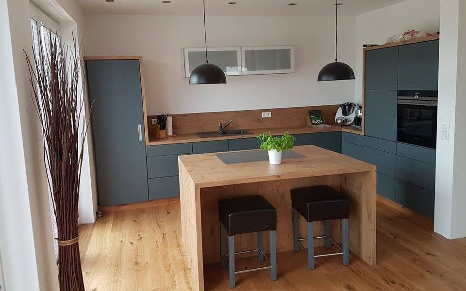 individueller Holztisch